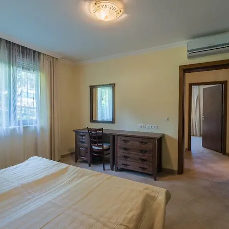 Private With Sea View In St. Marina